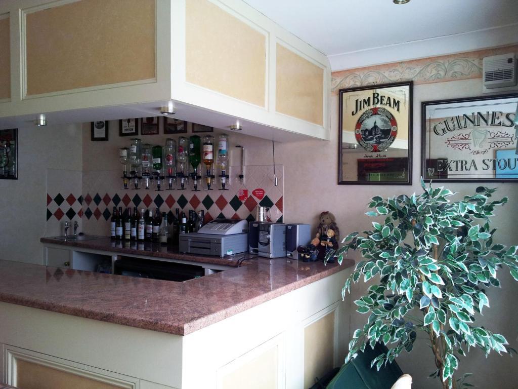Roseglen Hotel Shanklin Luaran gambar